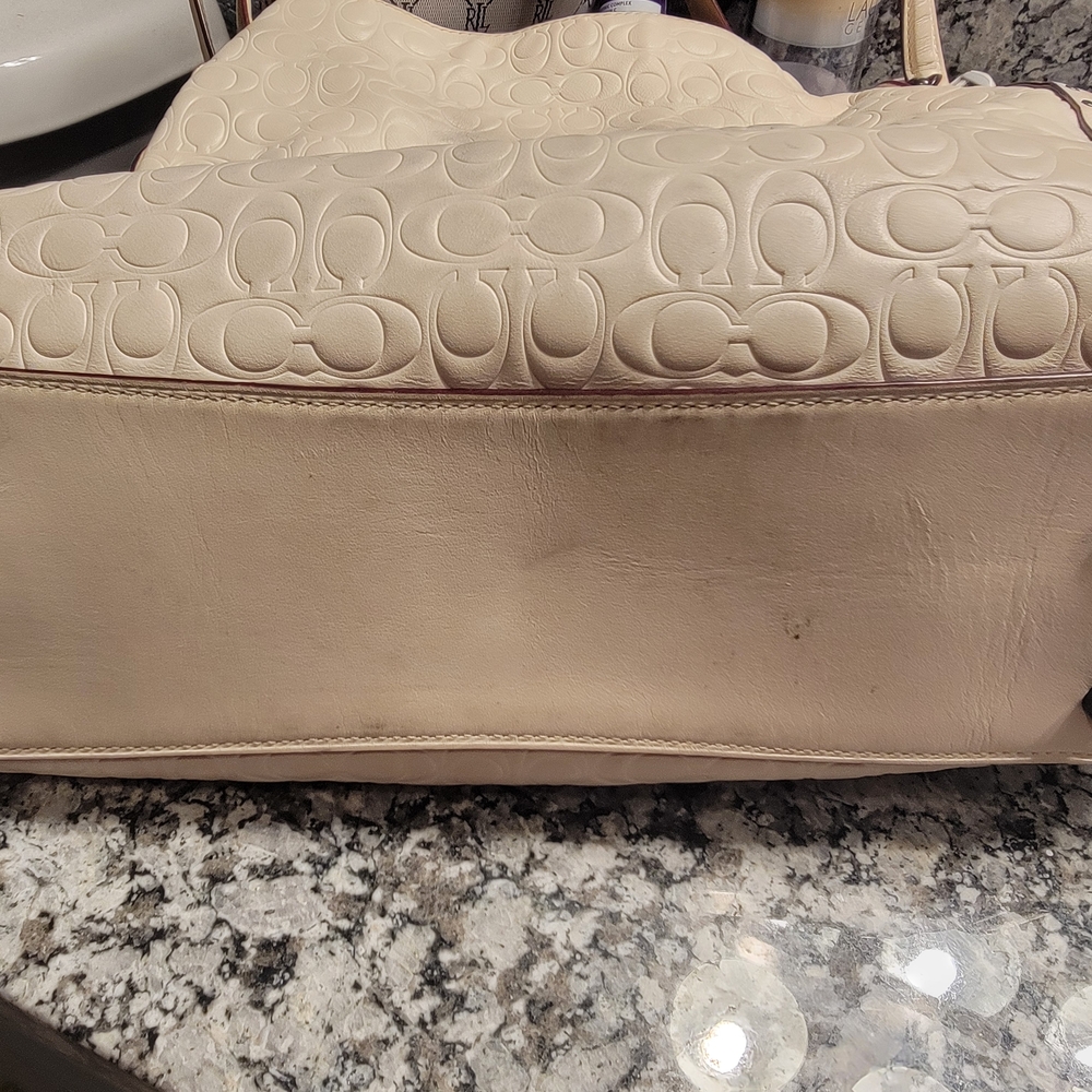 Coach Cream Leather Purse - Picture 3 of 5